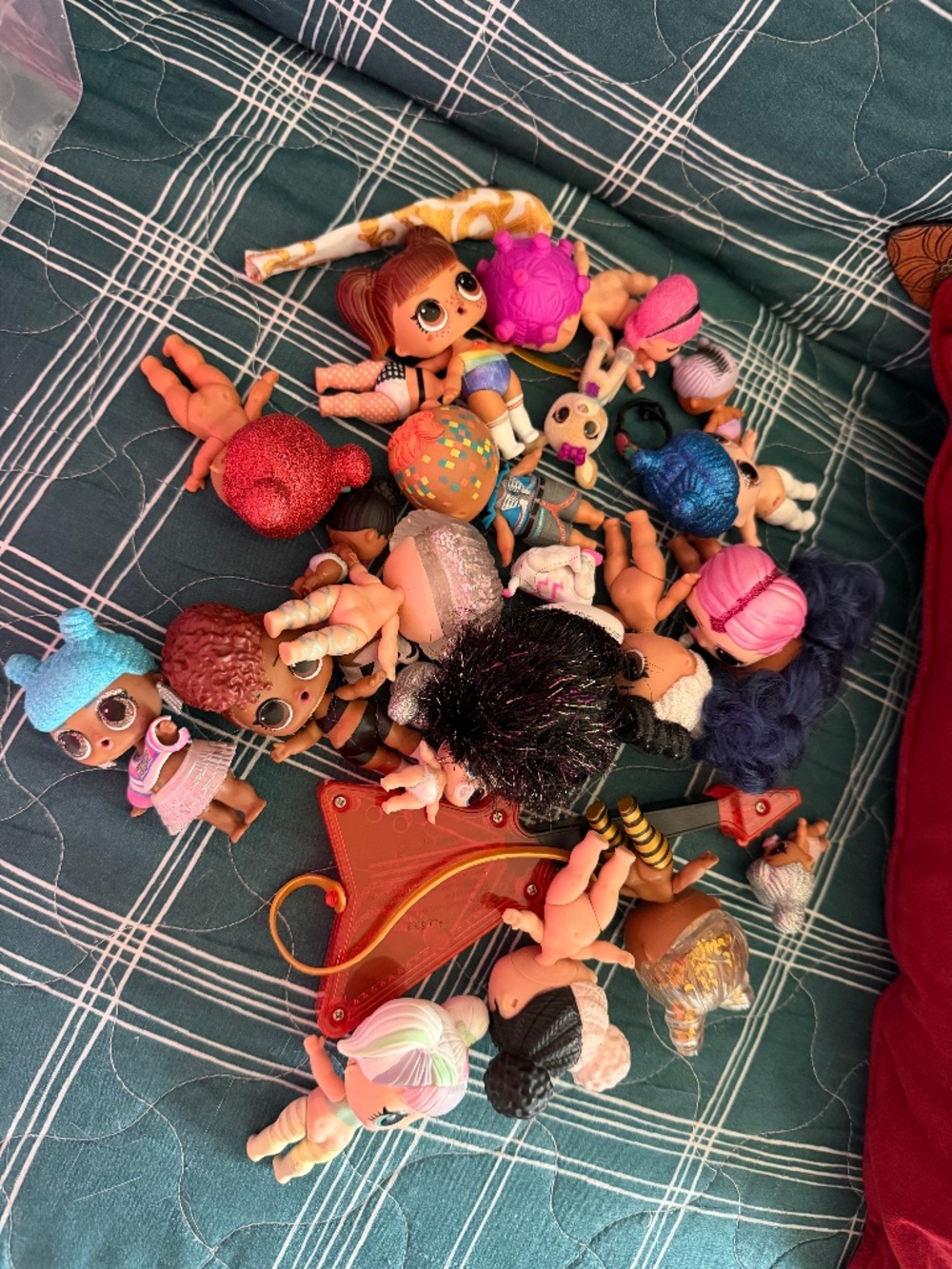 LOL Dolls Lot of 26 - Picture 2 of 12